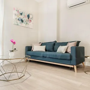 Cozy With Parking In The Center By Rems Málaga